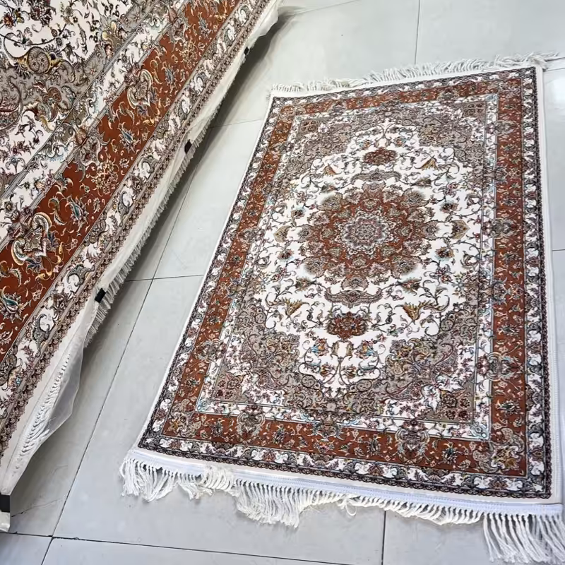 فرش ماشینی نقشه اولیا کرم 1000 شانه تراکم 3000