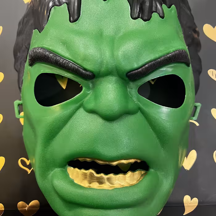 ماسک  صورت هالک با کیفیت فوق‌العاده در بسته بندی 