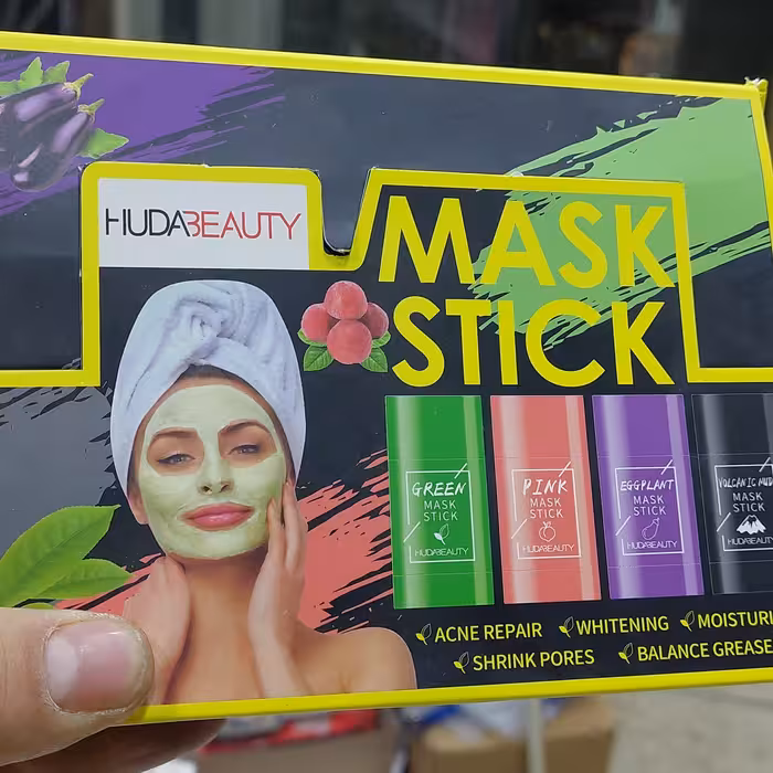 ماسک استیکی صورت