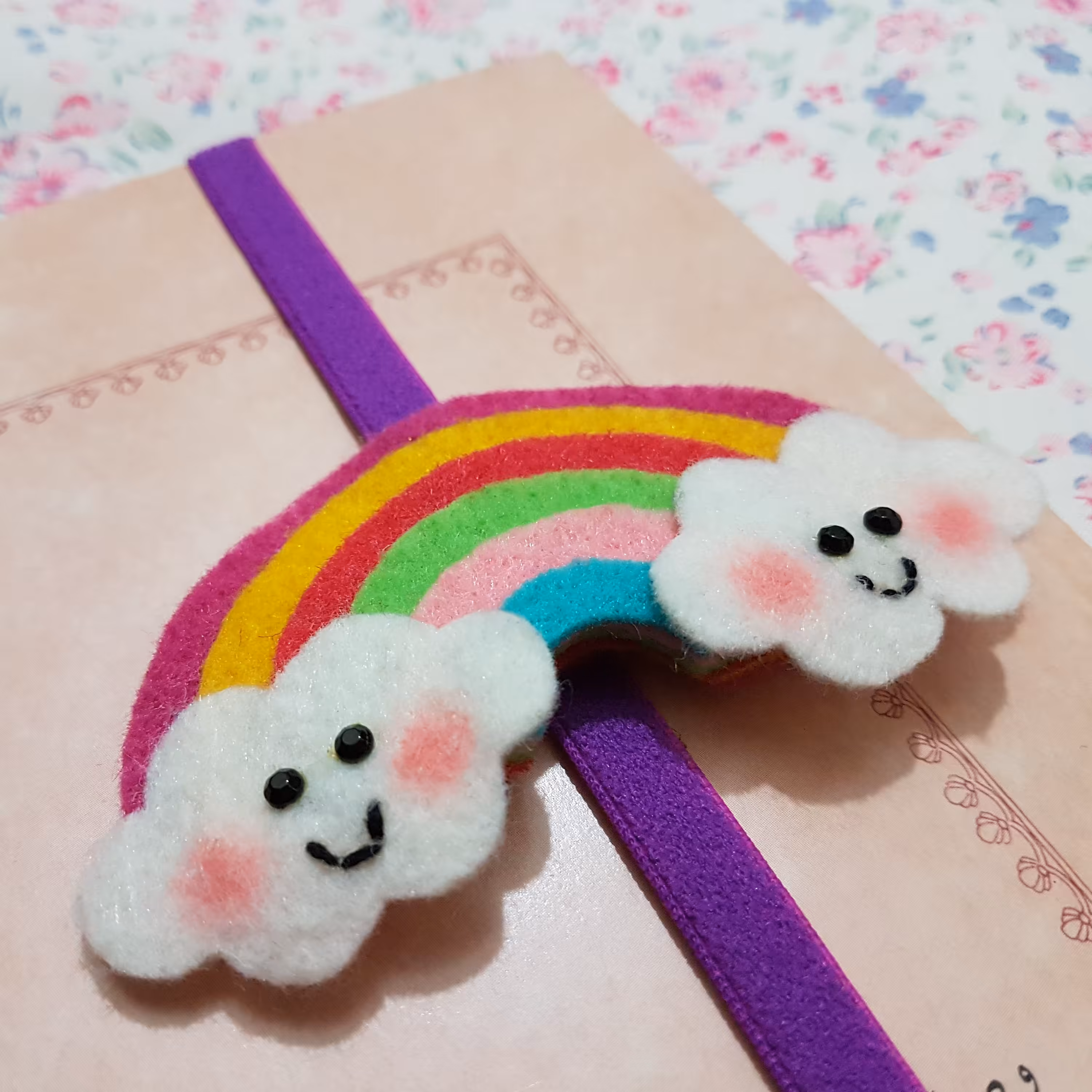 نشانگر کتاب بوکمارک رنگین کمان نمدی