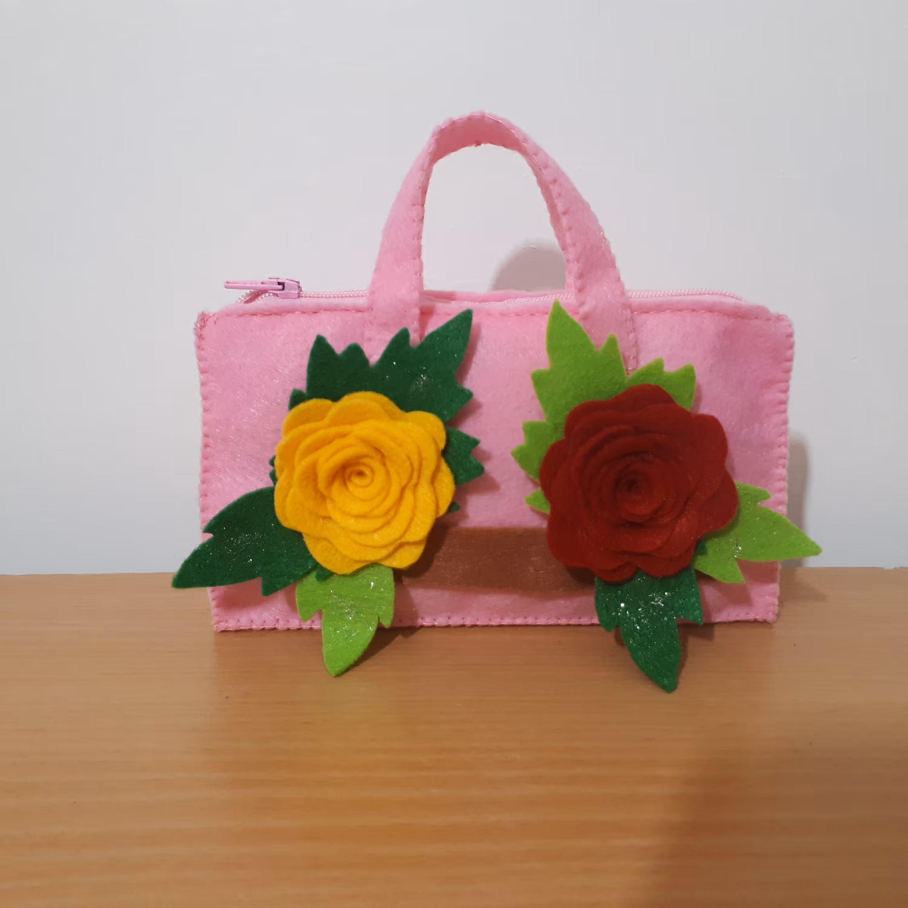 جامدادی نمدی طرح گل رز 