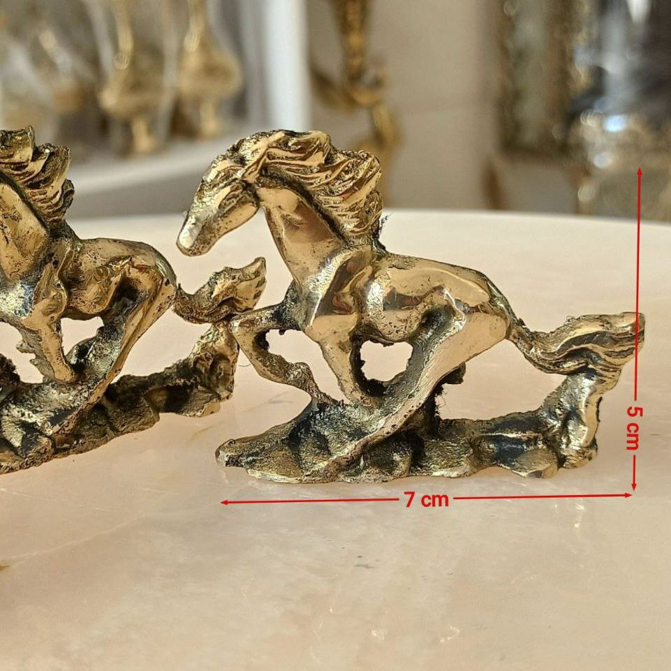 اسب دونده برنزی