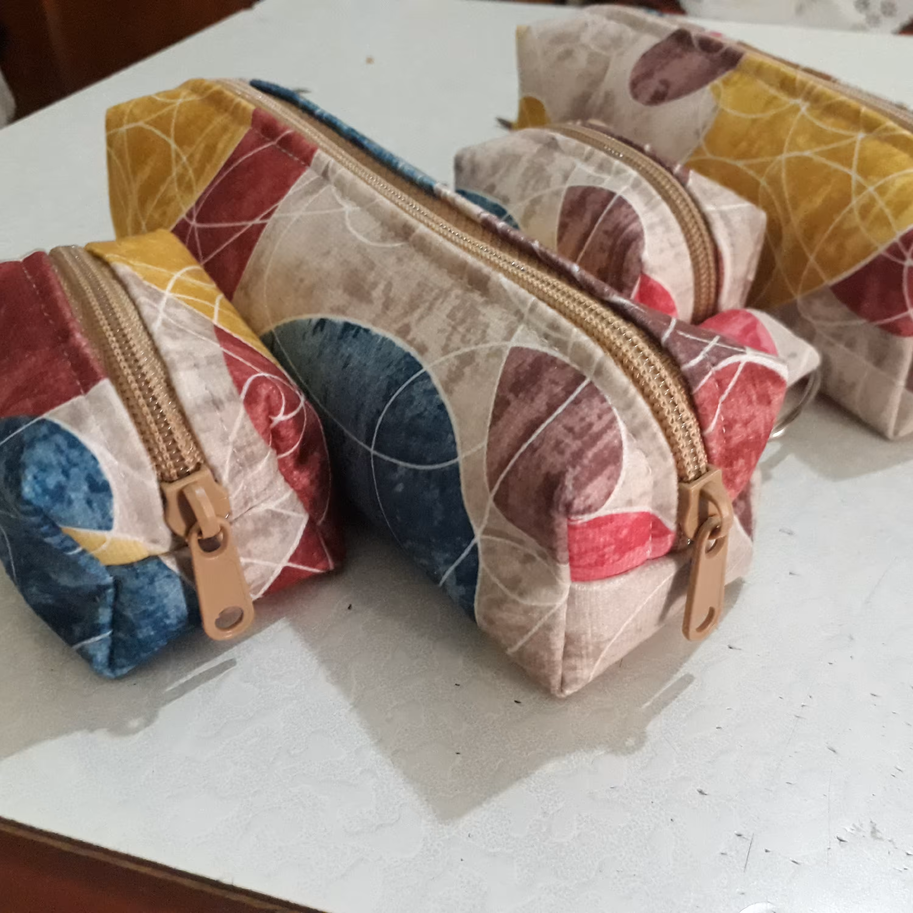 ست جامدادی و هندزفری