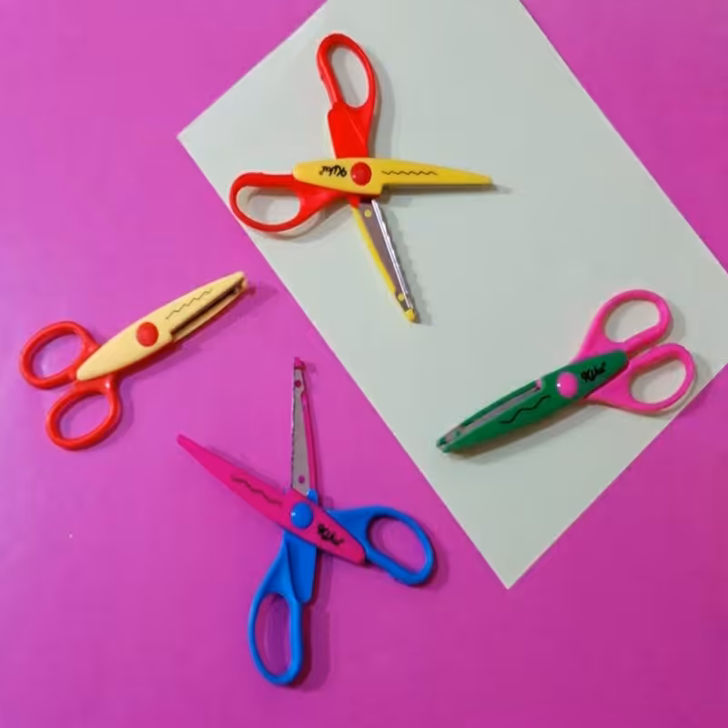 قیچی دالبر زنی طرح دار