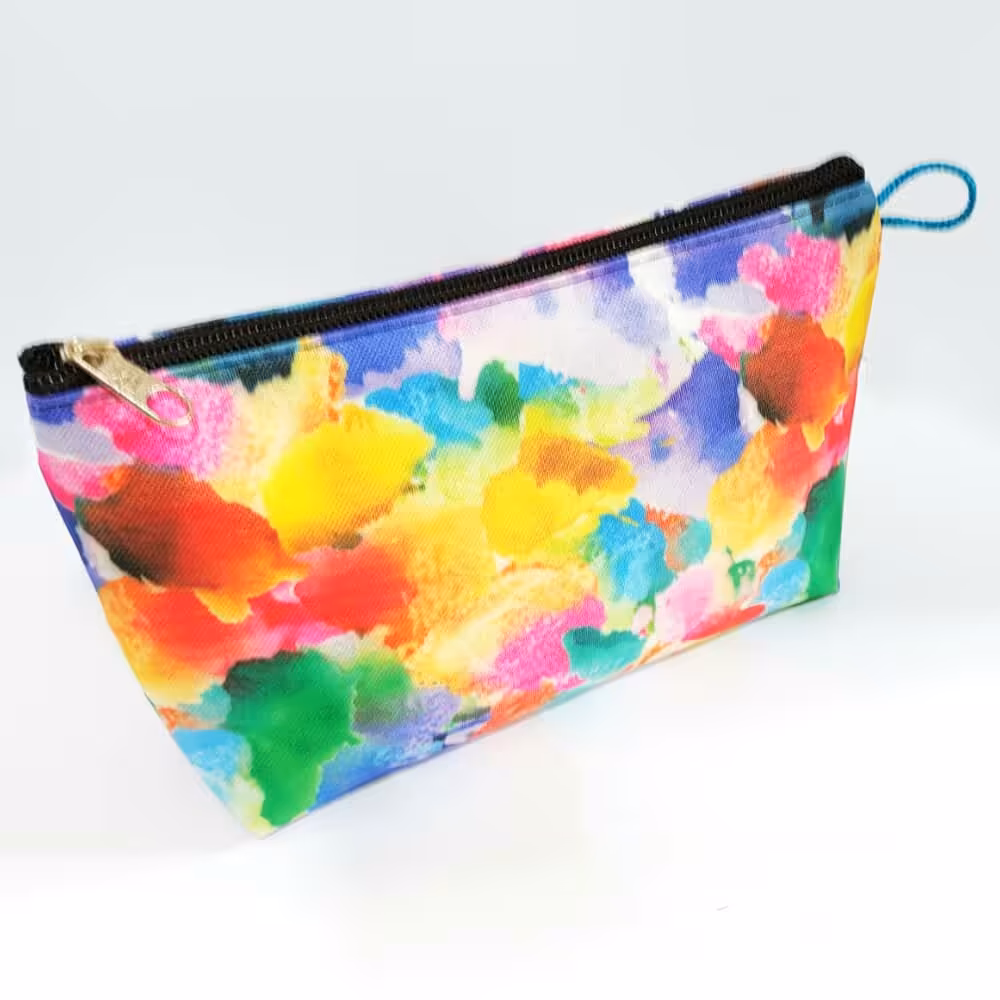 کیف آرایش ضدآب مدل یسنا رنگین کمانی (پس کرایه)