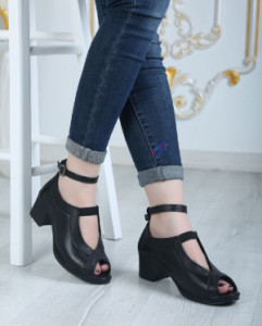 صندل زنانه
