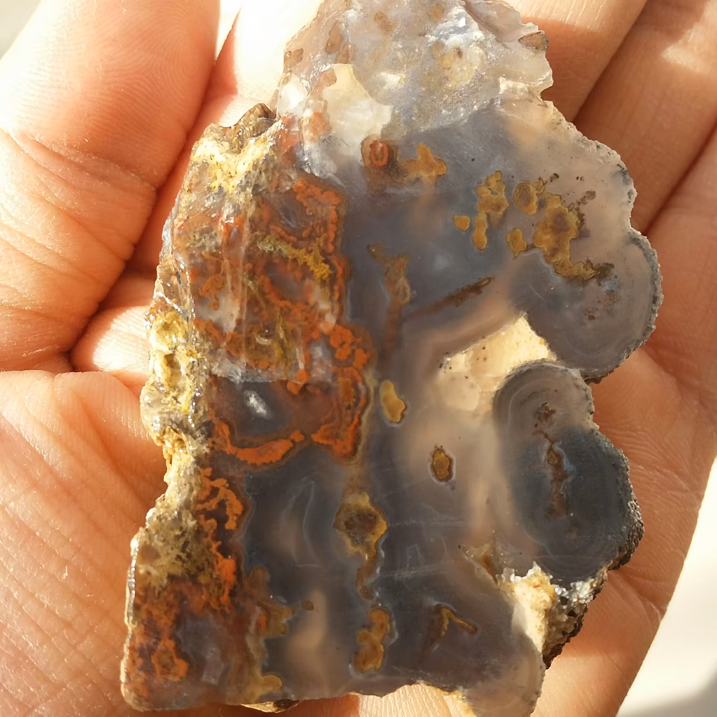 اسلایس سنگ راف عقیق منظره محشر شاهکار خلقت دیدنییی کاملا طبیعی
با قابلیت ساخت چند نگین فوق العاده
کد 8558