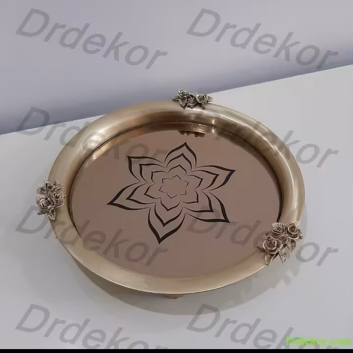 سینی دکوری روی میز برنجی برنزی کف آینه ای با ارسال رایگان مناسب هفت سین و پذیرایی