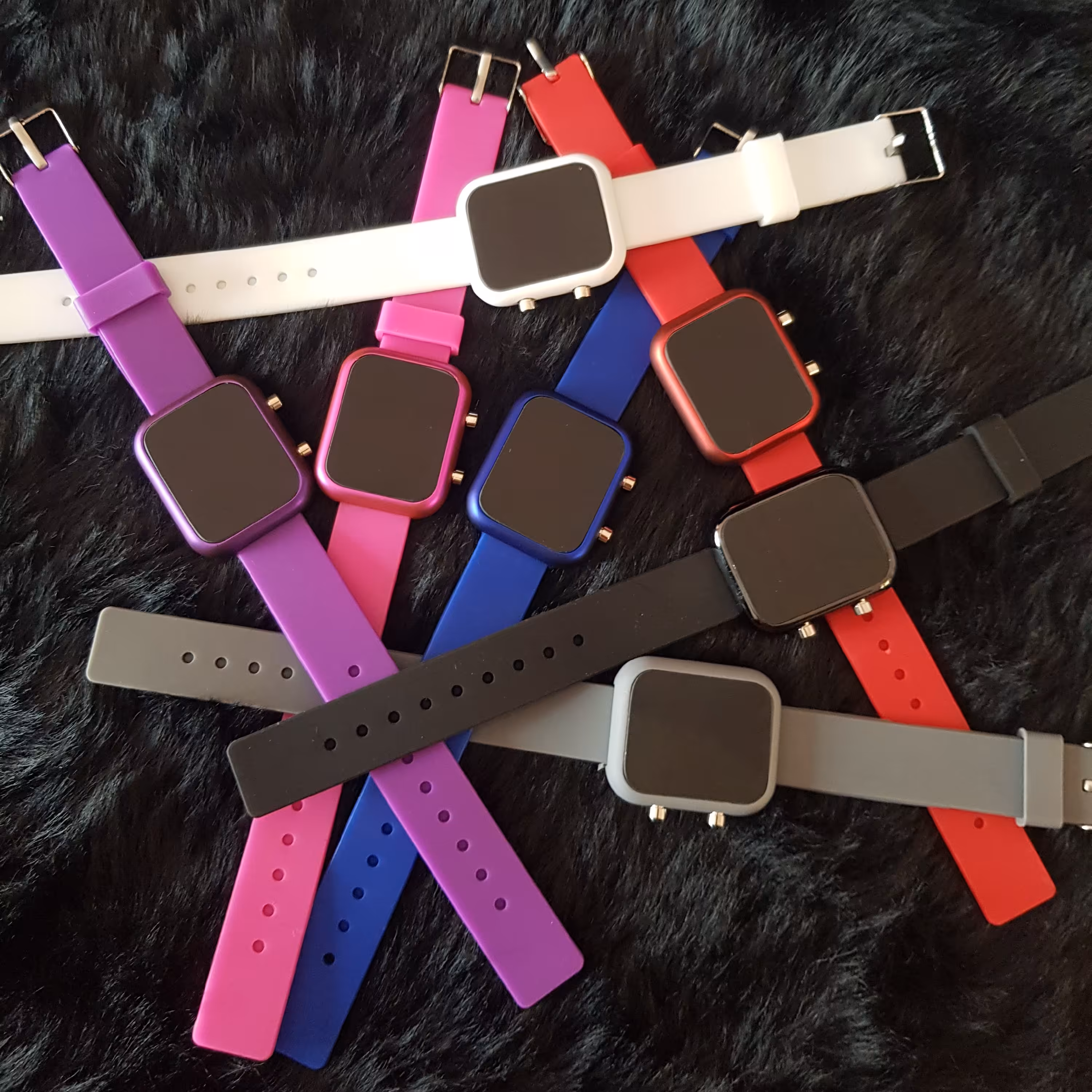 ساعت ال ای دی دخترانه