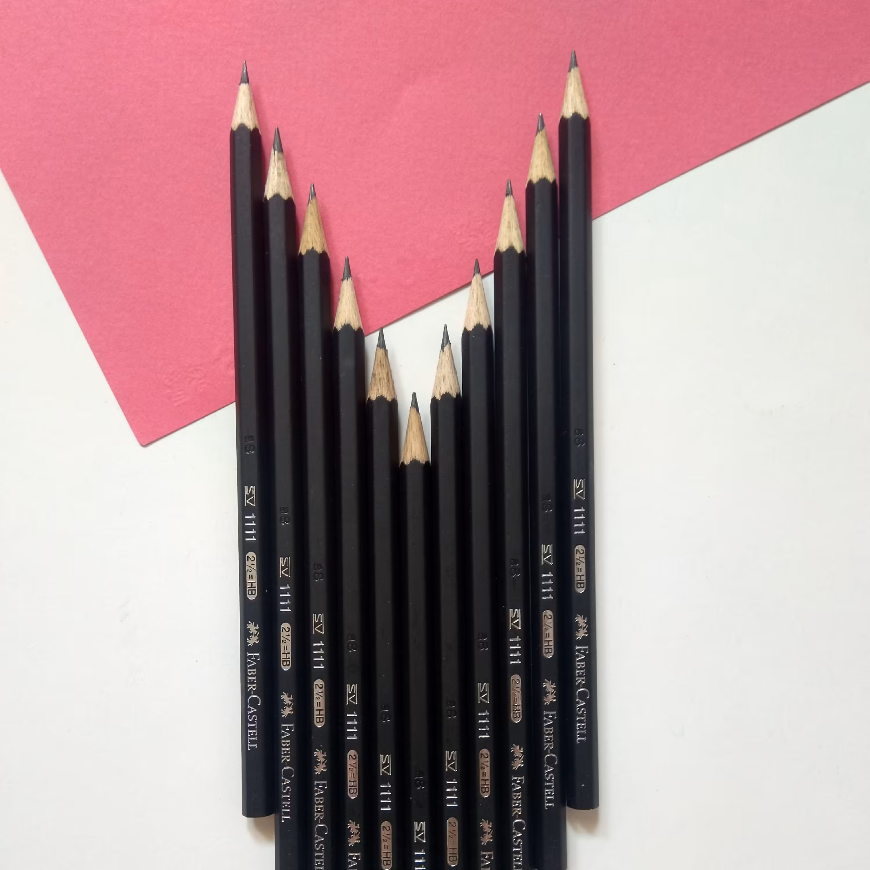 مداد مشکی فابر کاستل 