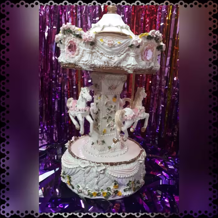 کاروسل اسب کوکی 