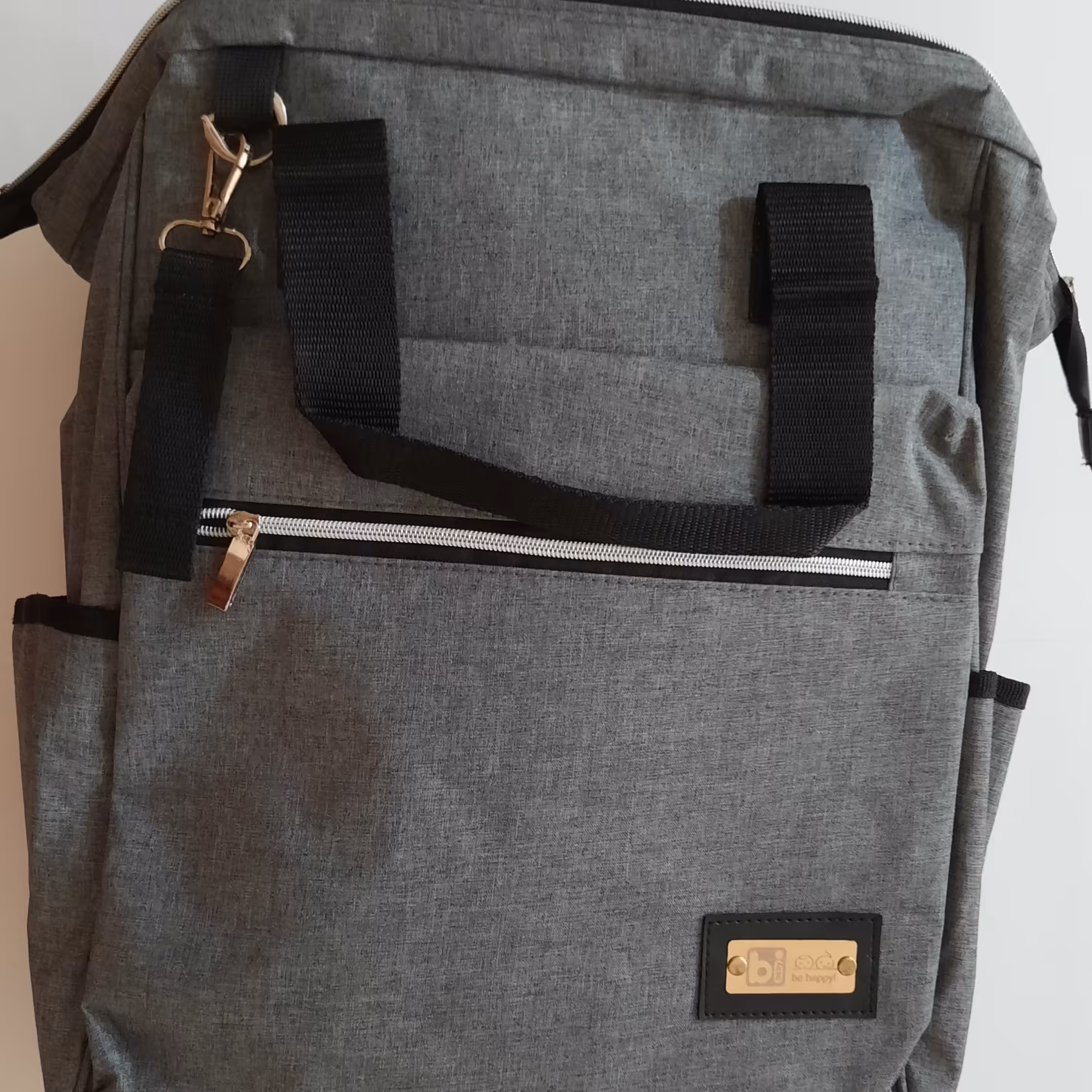 ساک کوله ای لوازم نوزاد.