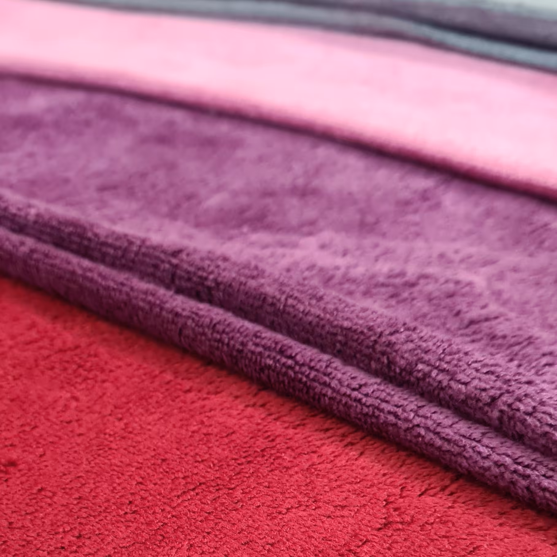 دستمال نانو فایبر 6 عددی  یک رو مربعی 40 سانتی در 6 رنگ متنوع (طوسی صورتی بنفش زرشکی  قهوه ای آبی)