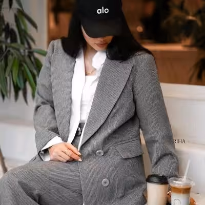 کت و شلوار طرح دیپلمات