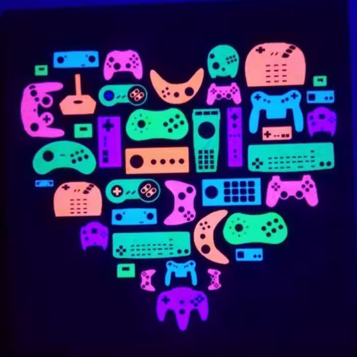 تابلو بلک لایت با طرح بازی 6 سایز 30 در 40 سانتی متر Blacklight Game