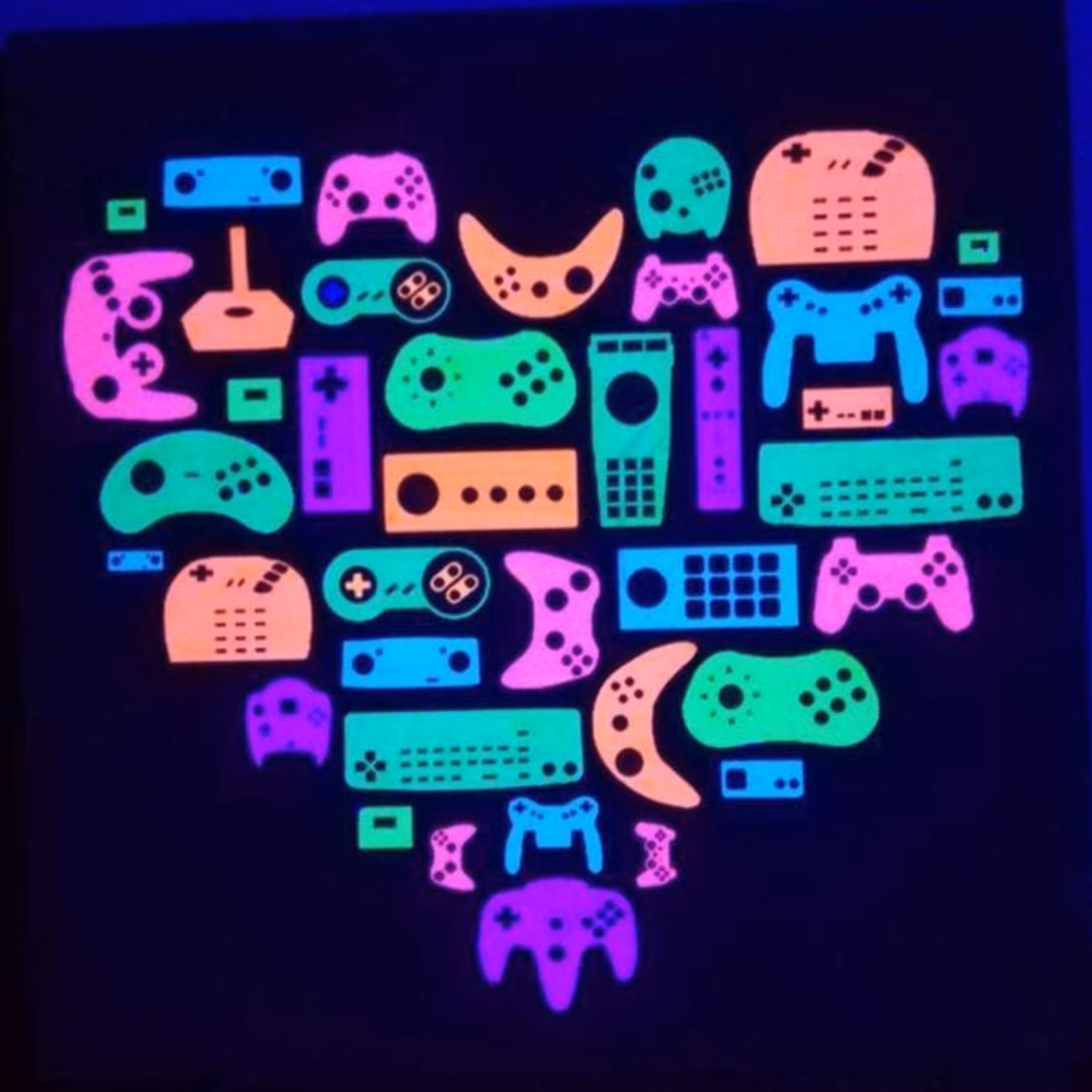 تابلو بلک لایت با طرح بازی 6 سایز 30 در 40 سانتی متر Blacklight Game