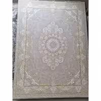 فرش ماشینی 1200 شانه گل برجسته اصل تراکم 3600 طرح کریستال  زمینه ترمه ای(فیلی) 12 متری جنس اکرولیک