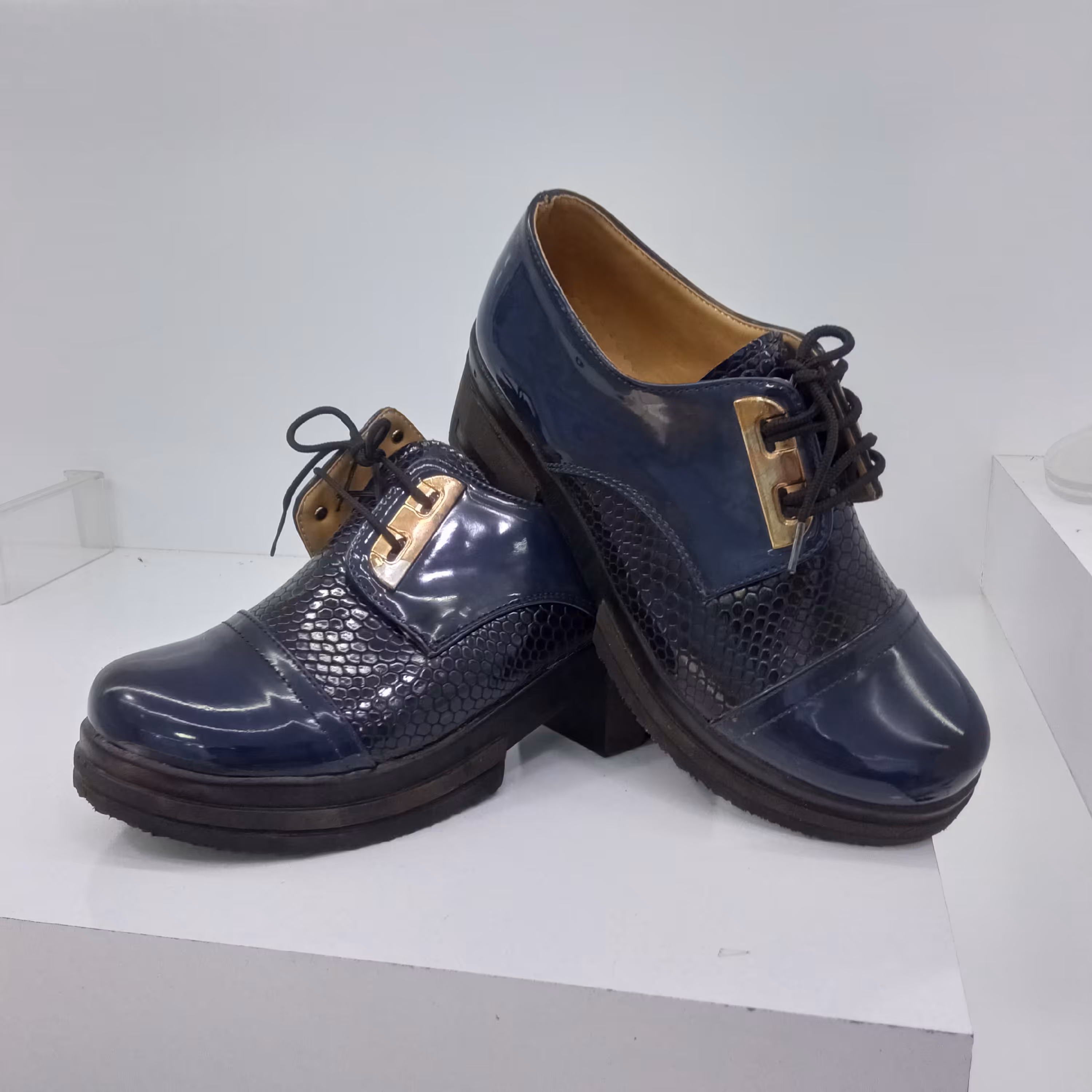 کفش لژ دار ورنی دخترانه زیره پیو نرم