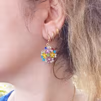 نیمست گردنی و گوشواره  گل بهاری ابعاد دو و نیم سانت،فقط یکسری موجود،تکرار ندارد