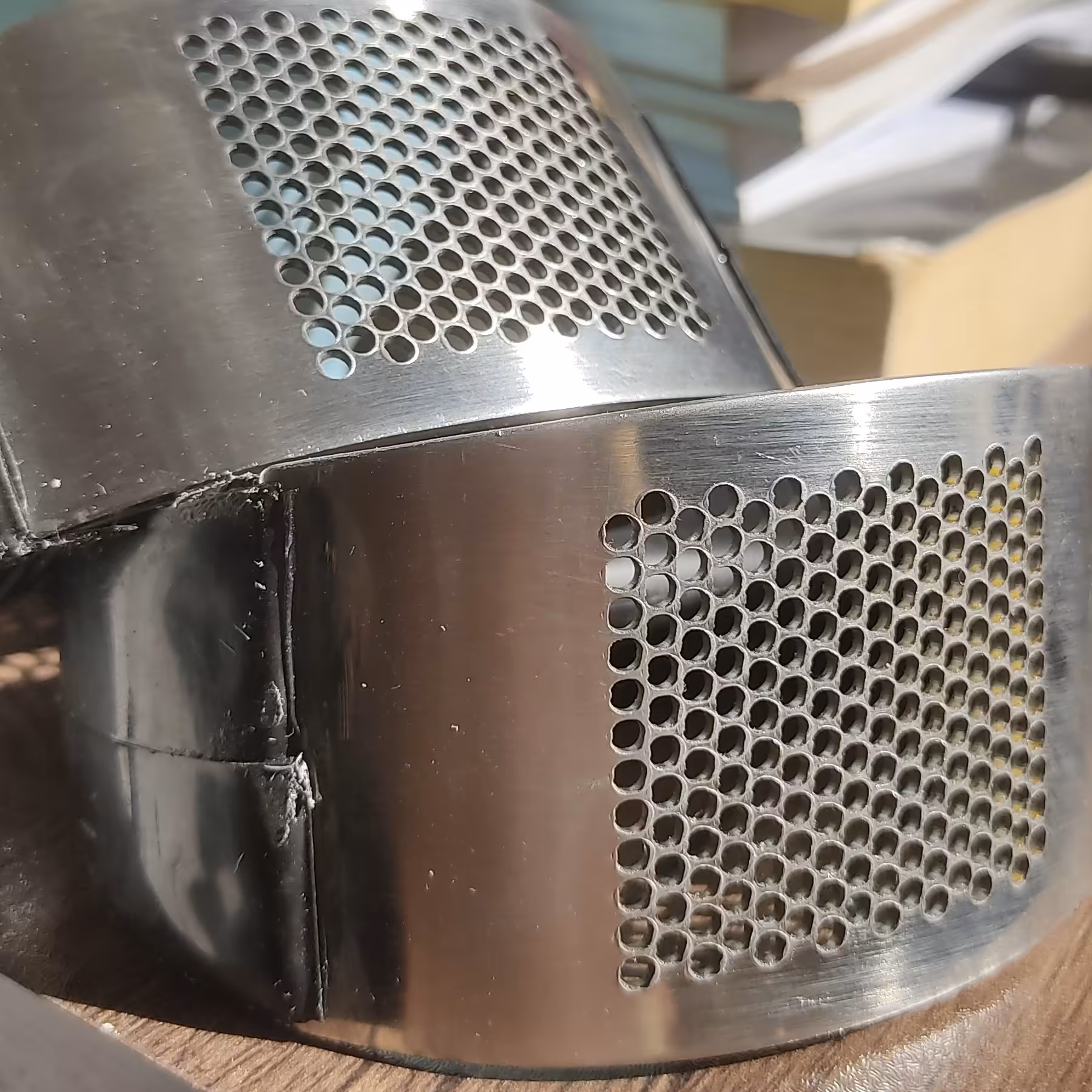 سیر له کن غلطکی استیل ، وارداتی کیفیت عالی

، استیل ضدزنگ ضخیم،پسته پلاستیکی محکم
