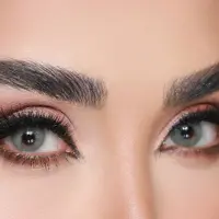 لنز چشم بیوتی سالیانه رنگ سبز عسلی