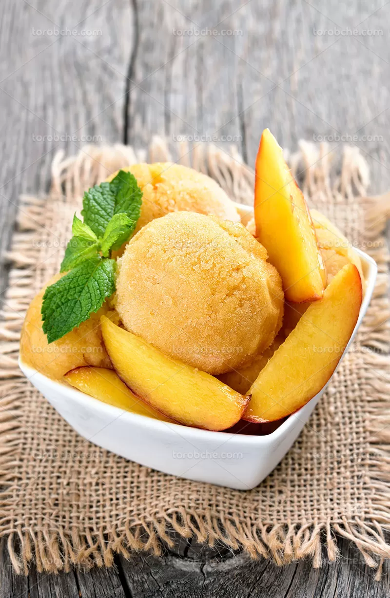عکس بستنی هلو | گرافیک با طعم تربچه