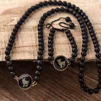 ست گردنبند و دستبند ماه فرودین رنگ ثابت سنگ حدید سفید و مشکی