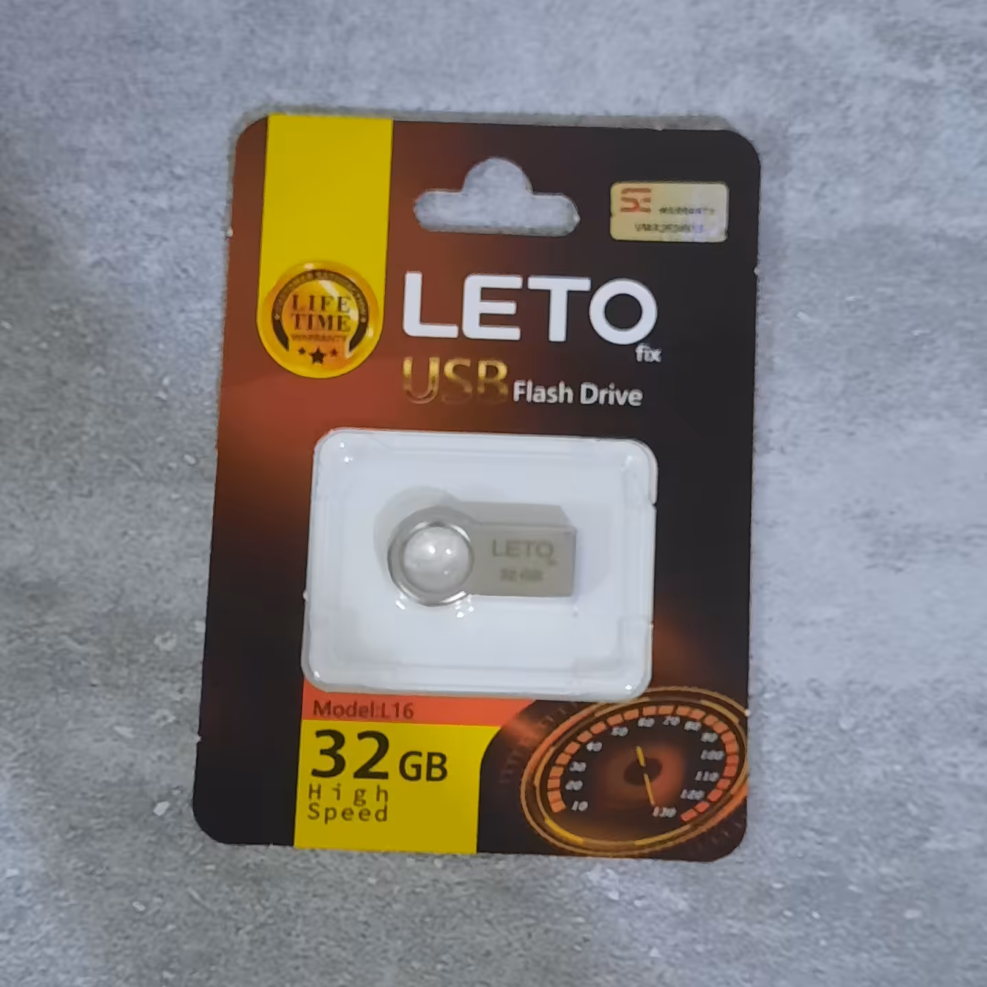 فلش 32 گیگ LETO گارانتی مادام العمر 