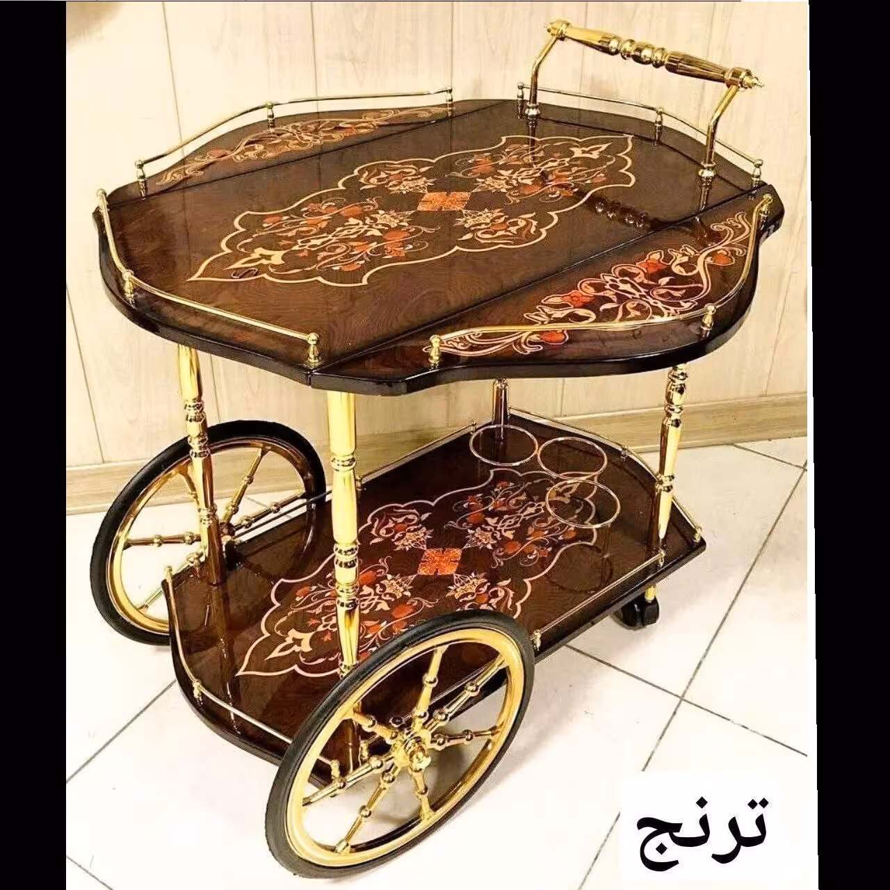 میز بار چوبی پولیشی  چرخ دار ، طرح  ترنج 