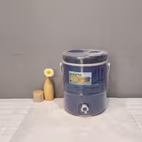 کلمن12  پلاستیکی مواد نو فلاکس شیردار محصول برند کویر صادراتی تهیه شده ازمواد