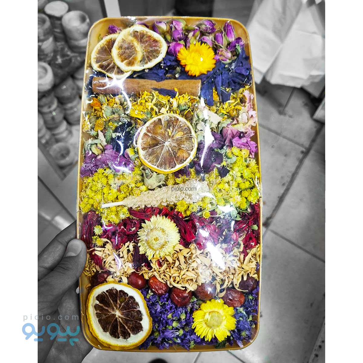 پک هدیه دمنوش گیاهی و داروئی
