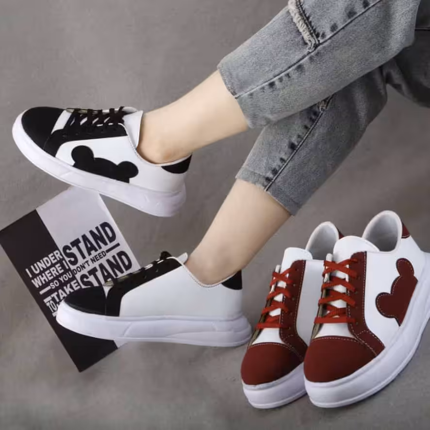 کفش راحتی فوق العاده زیبا و جذاب در دو رنگ فوق العاده 