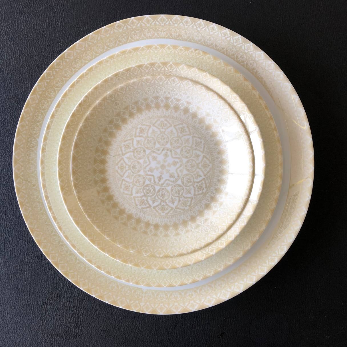 سرویس غذاخوری 26 پارچه قالب مدرن مقصود طرح برنارد طلایی