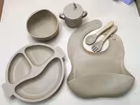 ست ظرف غذا سیلیکونی 8  تکه