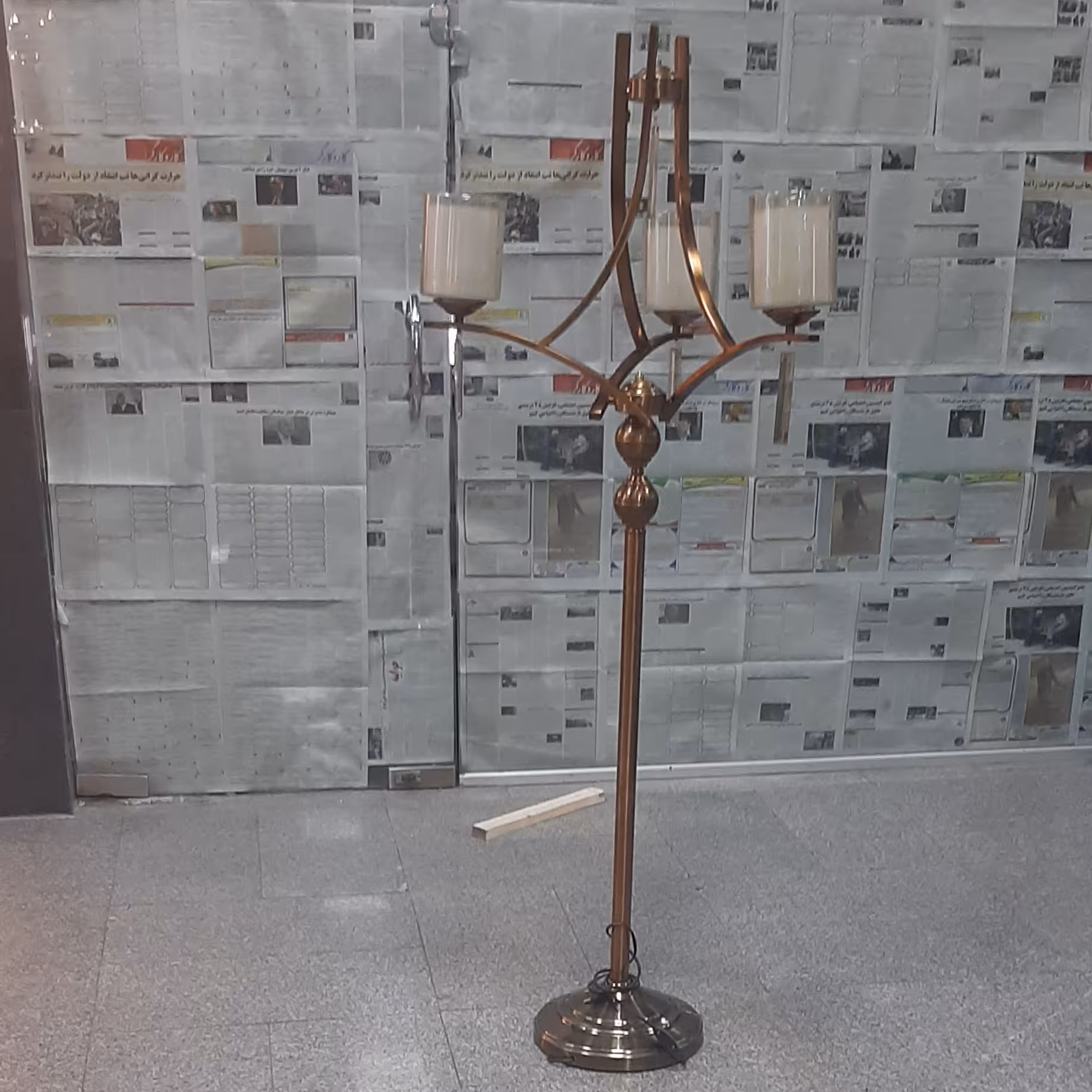 کنار سالنی برنزی   سه شعله    zl00062