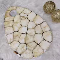 تخته سرو رزینی جانان طرح قلوه سنگ کار شده روی ام دی اف 8 میل مناسب برای پذیرایی