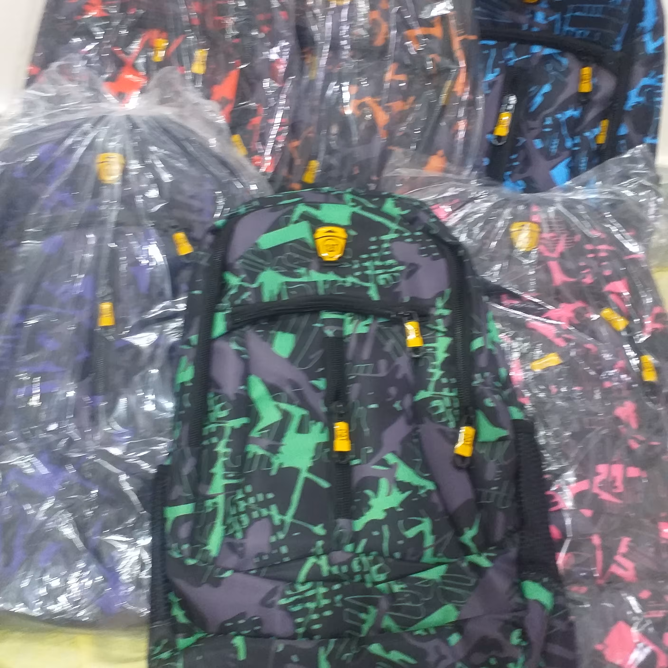 کیف مدرسه دررنگ بندی مختلف