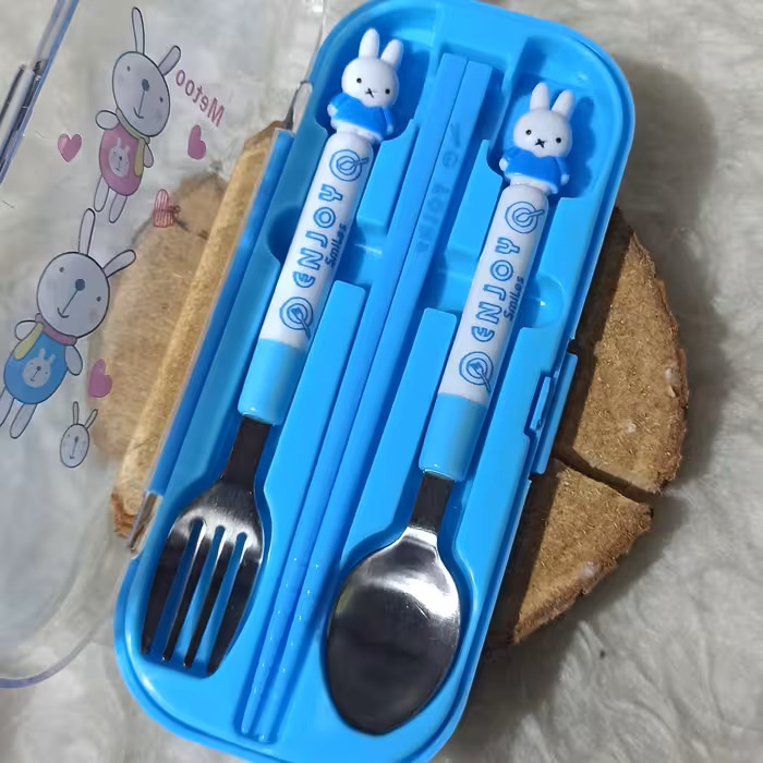 قاشق چنگال چاپستیک ست فانتزی بچه گانه کادویی آبی رنگ