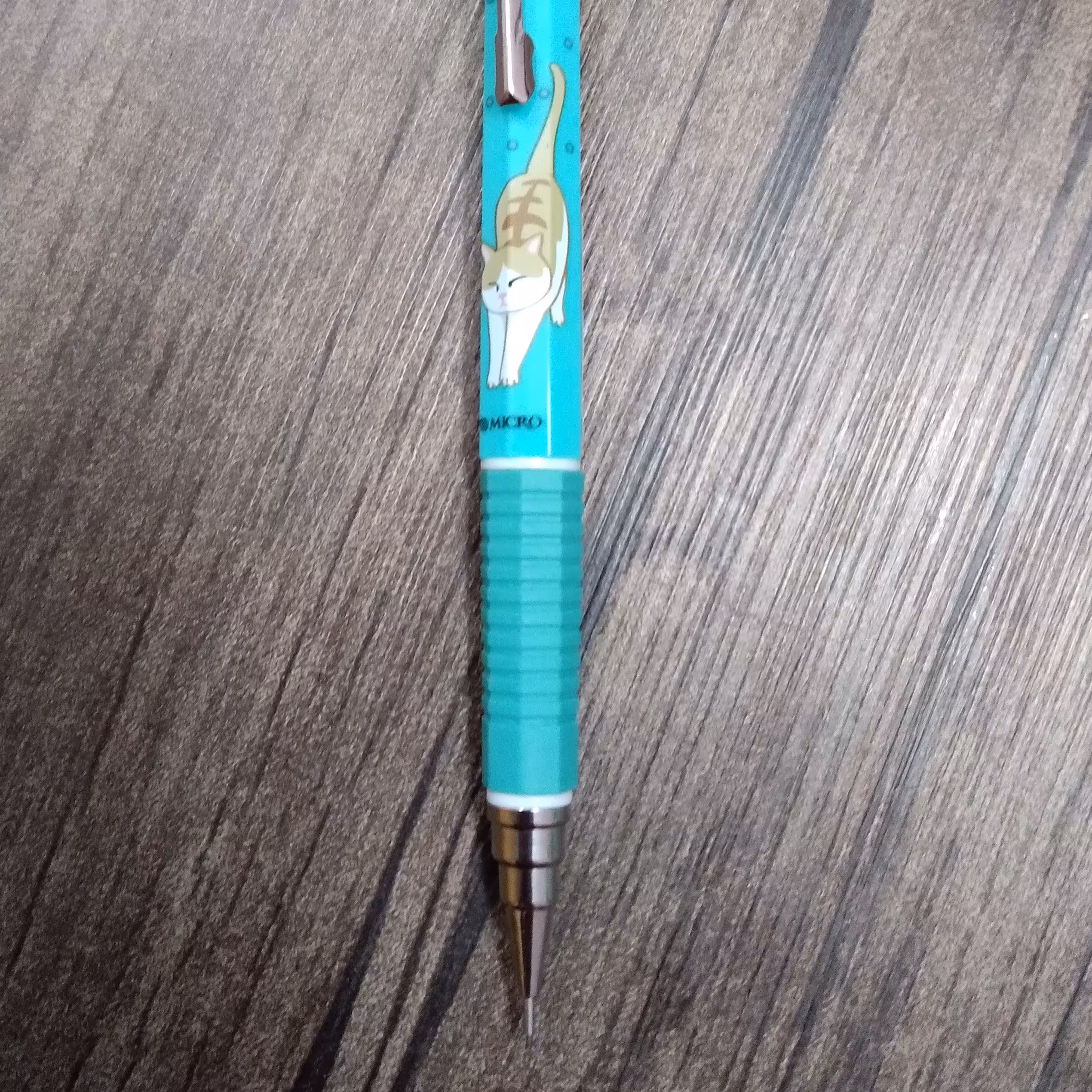 اتود یا مداد نوکی میکرو 0.5 طرح گربه رنگ فیروزه ای