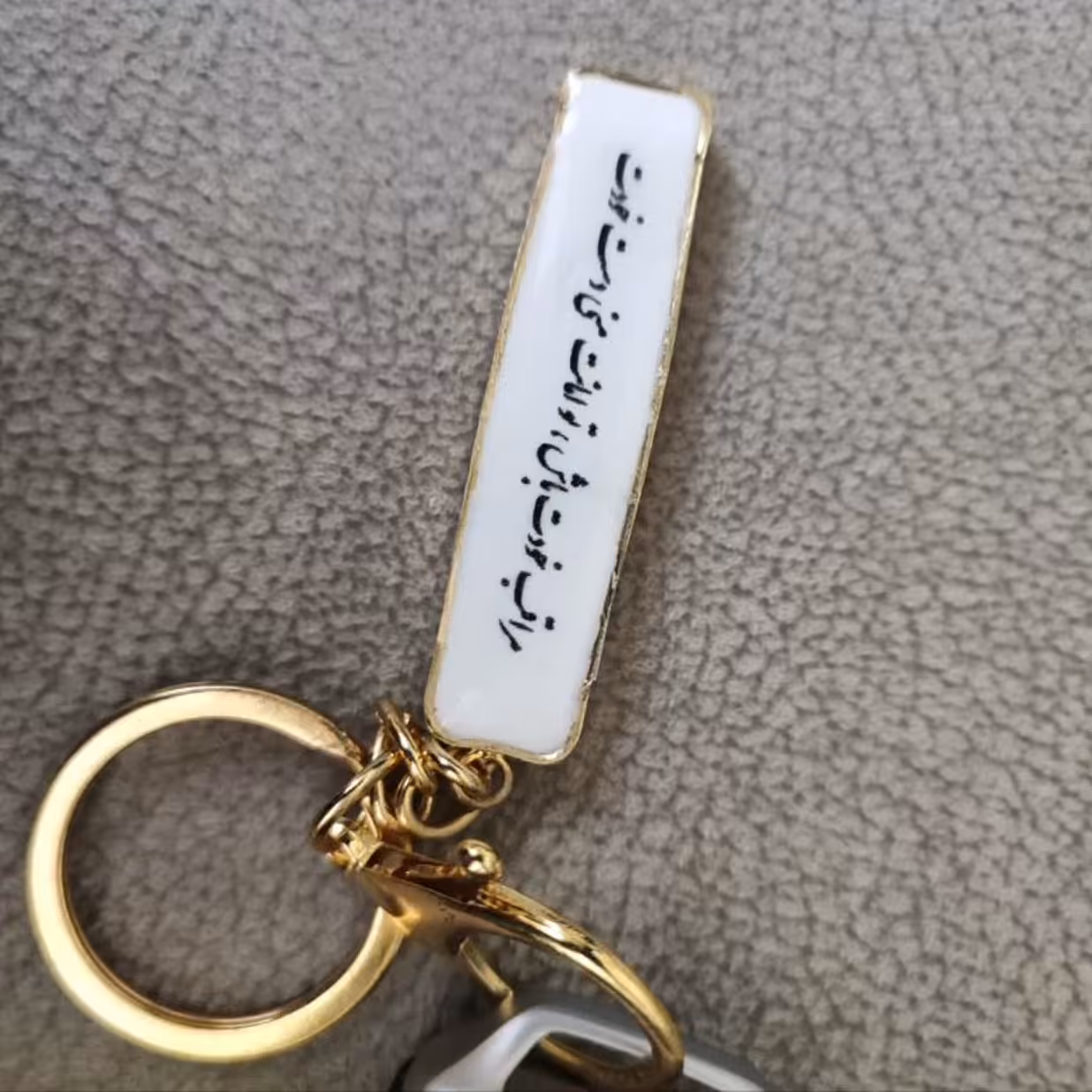 جاسوییچی رزینی سبک نشکن مقاوم و دو رو 