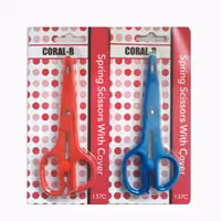 قیچی کورال بی کد 137C مجموعه 2 عددی (دارای سری و گیره محافظ و تیغه مدرج)