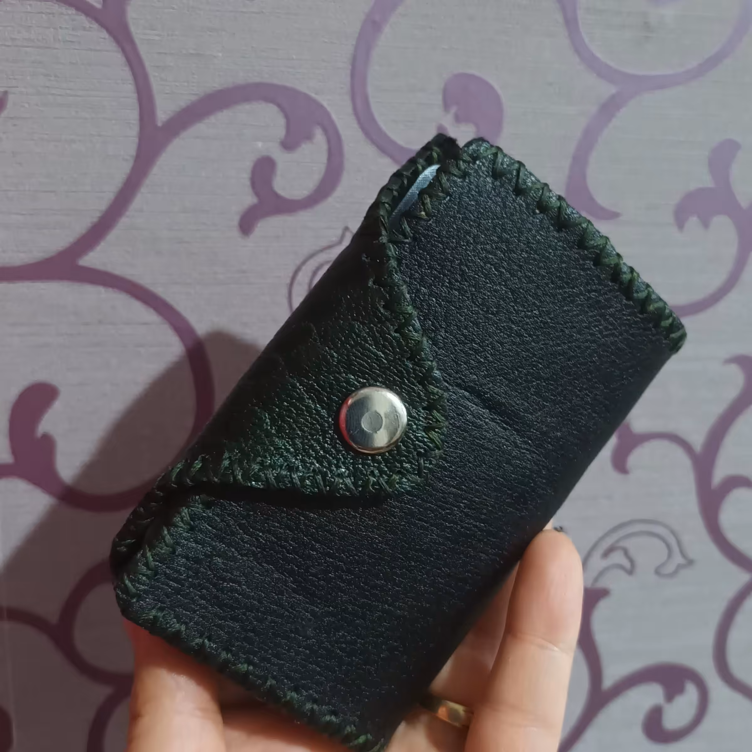 جا کارتی تکه دوزی  چرم بزی با قابلیت تغییر رنگ و مدل چرم