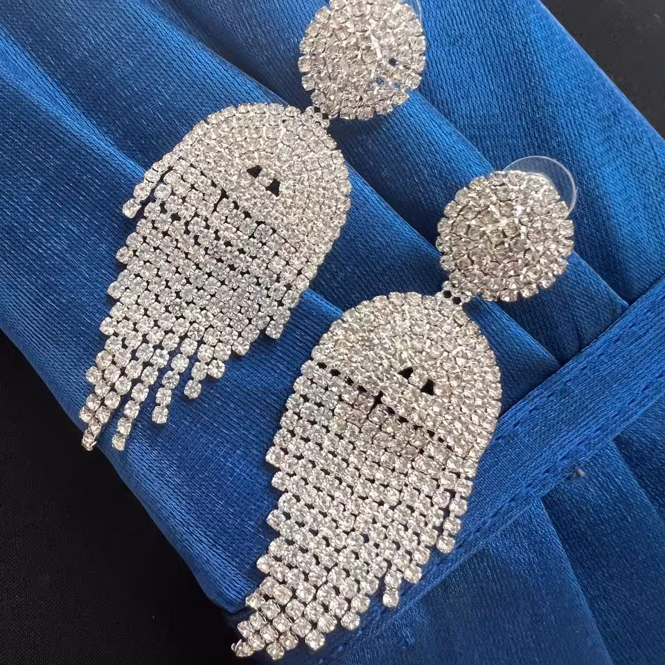 ارسال رایگان گوشواره میخی درخشان لوکس