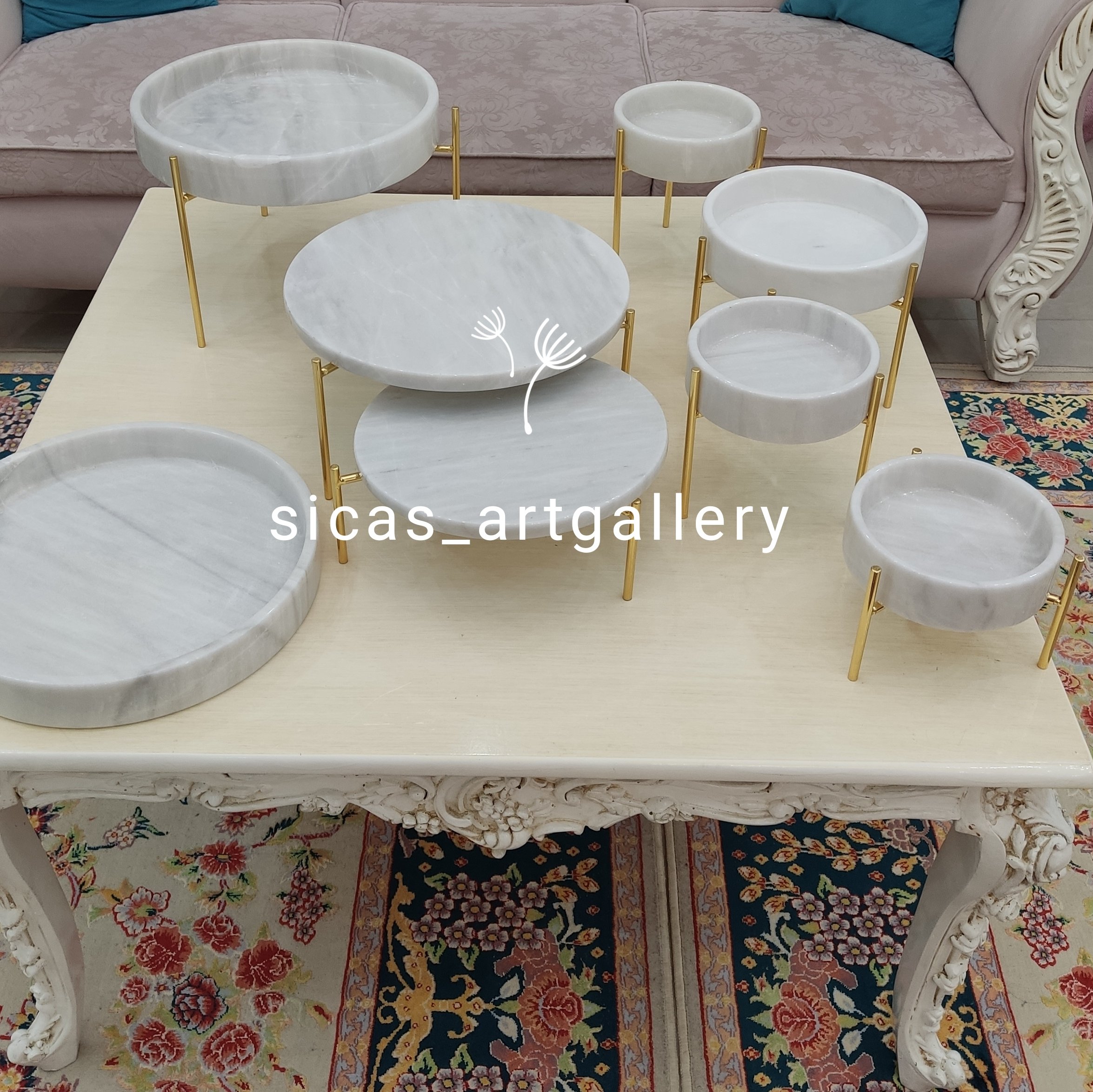 ظروف سنگی پایه میخی