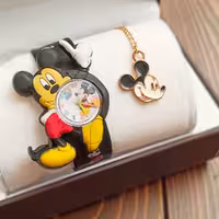 ساعت و گردنبند ست مدل میکی موس بسیار شیک و جذاب و ارسال رایگان 