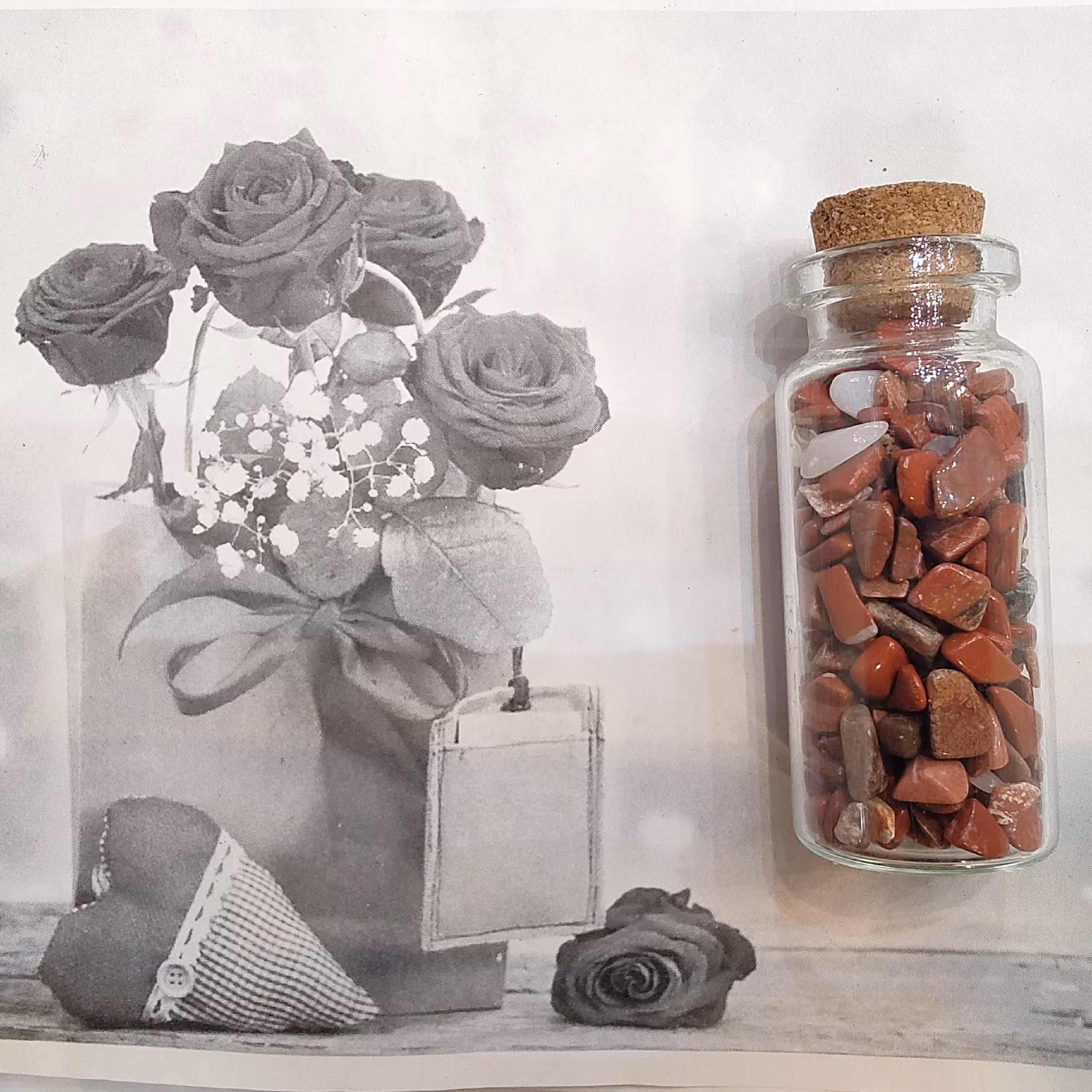  اکسسوری سنگی ، بطری ماه تولد سنگ طبیعی جاسپرسرخ   ،سنگ درمانی،تزیینی،ماه تولد