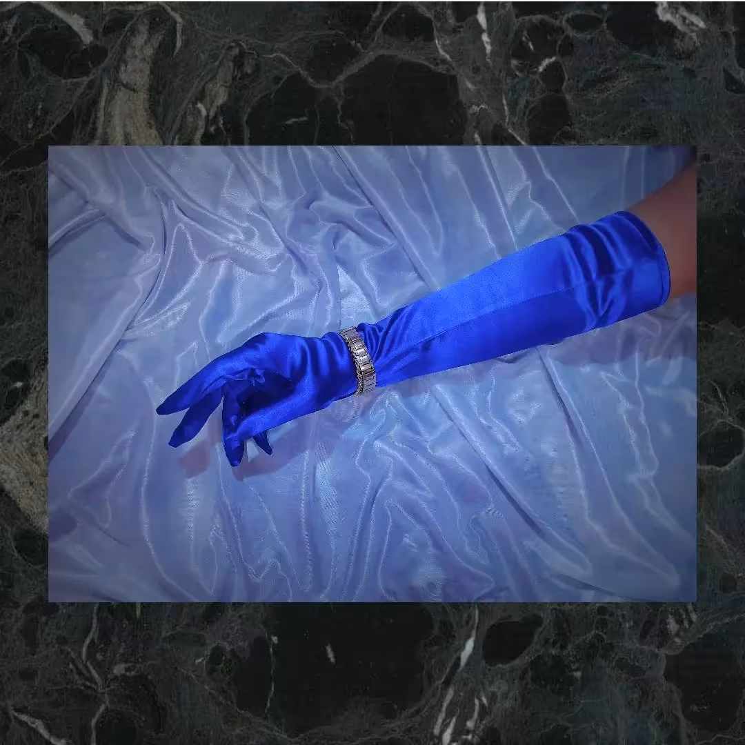 دستکش بلند آبی