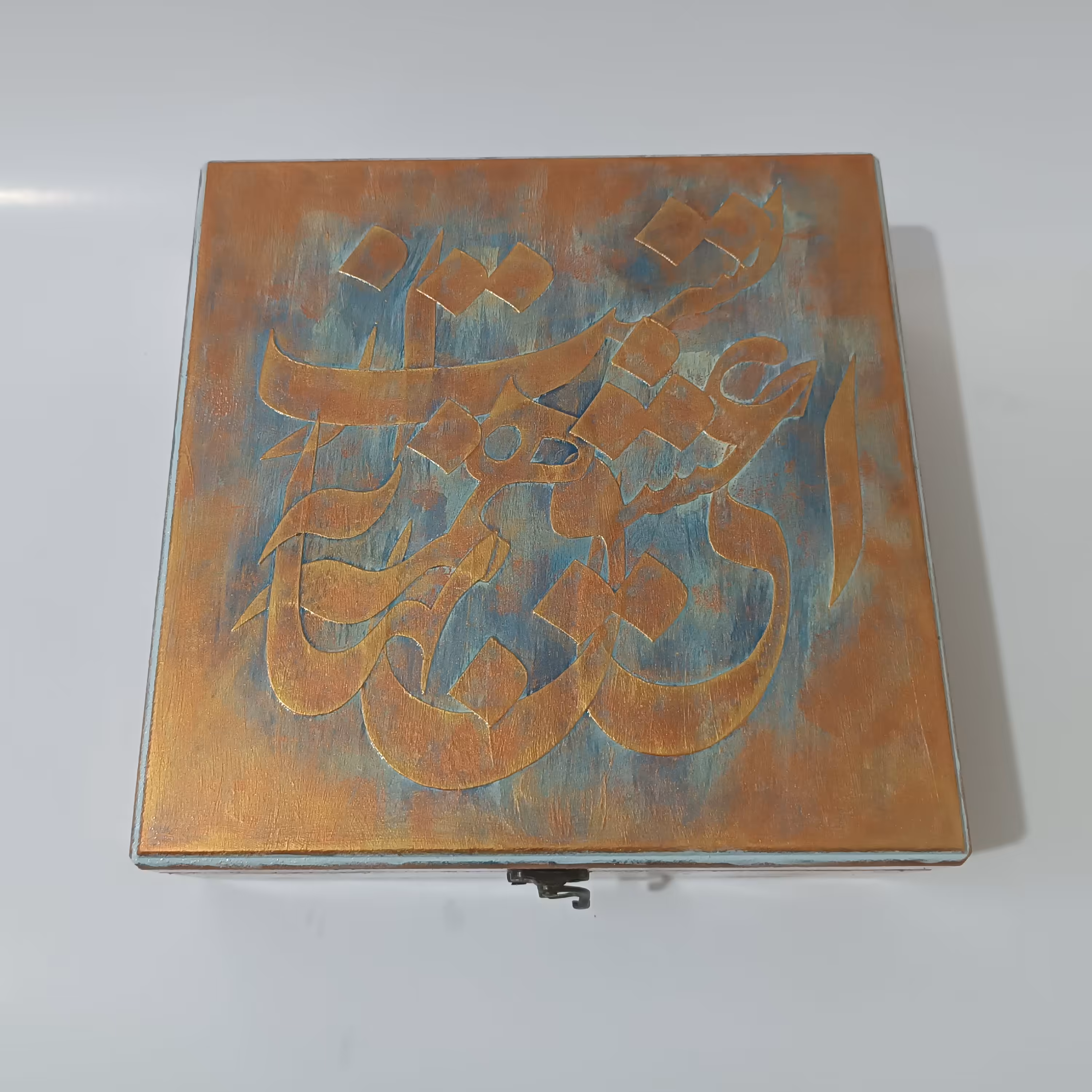 جعبه برجسته پتینه