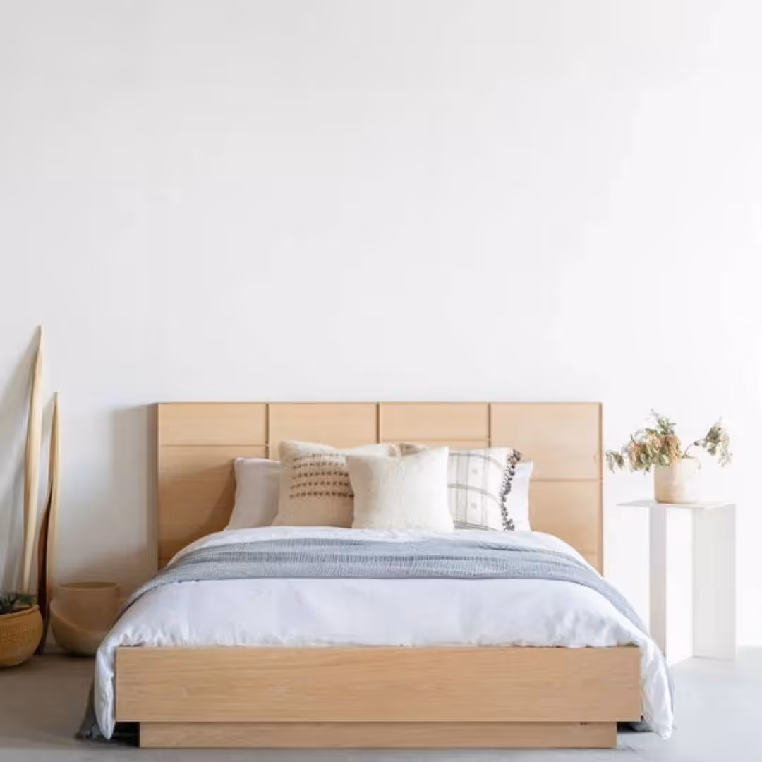 تخت خوا بدو نفره پازل روکش چوب سایز 200*180 کد 483