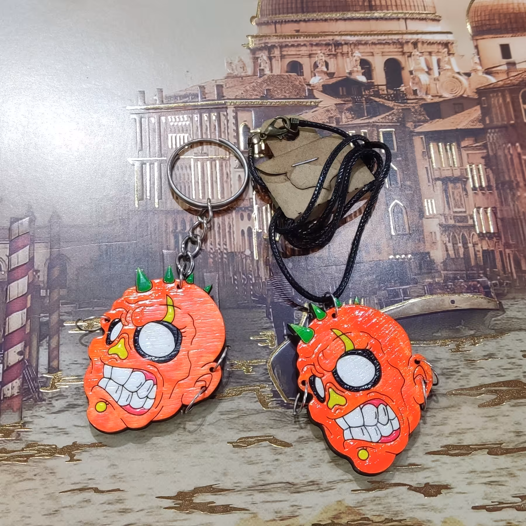 ست گردن بند چوبی و جا کیلیدی